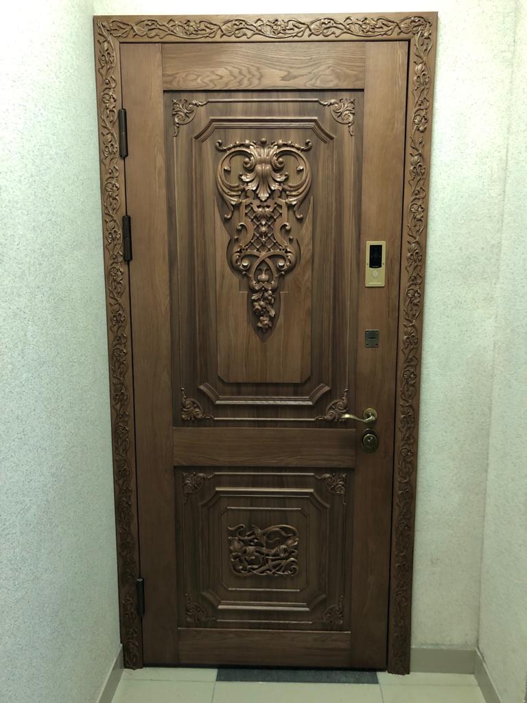 Реставрация дверей с резьбой